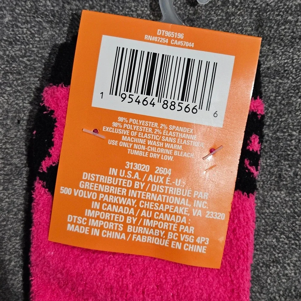 Seasonal Collection Pink Black Pumpkin Fuzzy Low Cut Socks Halloween Size 5-9